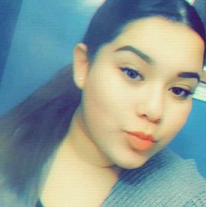 Meet your Posher, Adriana